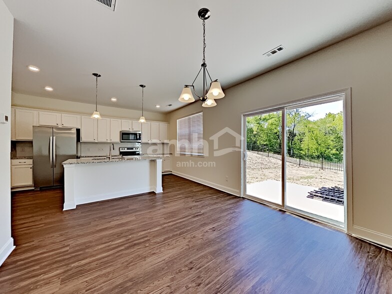 Building Photo - 2753 Bison Ct