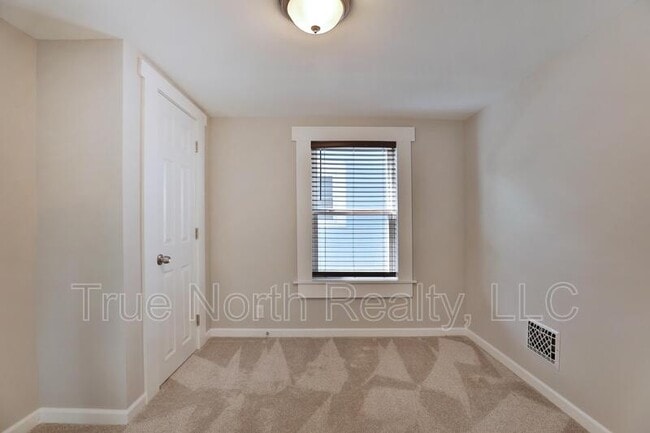 Building Photo - 1416 S Ohio Ave