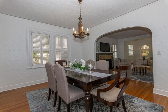 Building Photo - Spacious 4-Bedroom 1930's Mediterranean Home in College Park