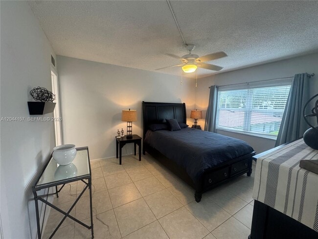 Building Photo - 1501 S Ocean Blvd
