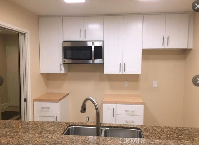 Building Photo - 225 N Rose St