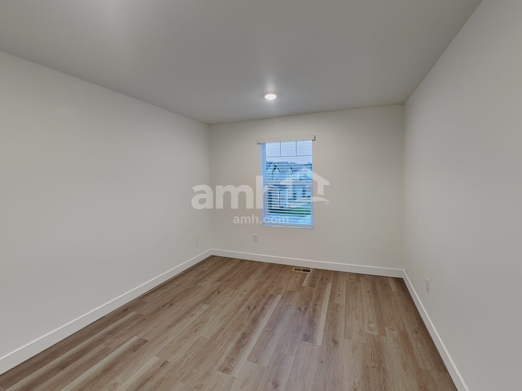 Building Photo - 8536 47th Pl NE