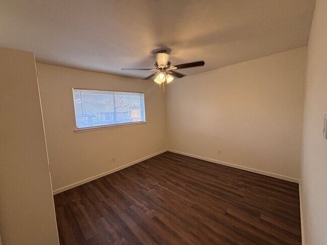 Building Photo - 202-E Eden at Avondale