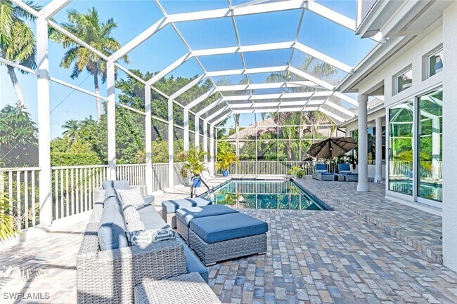 Building Photo - 2540 Half Moon Walk
