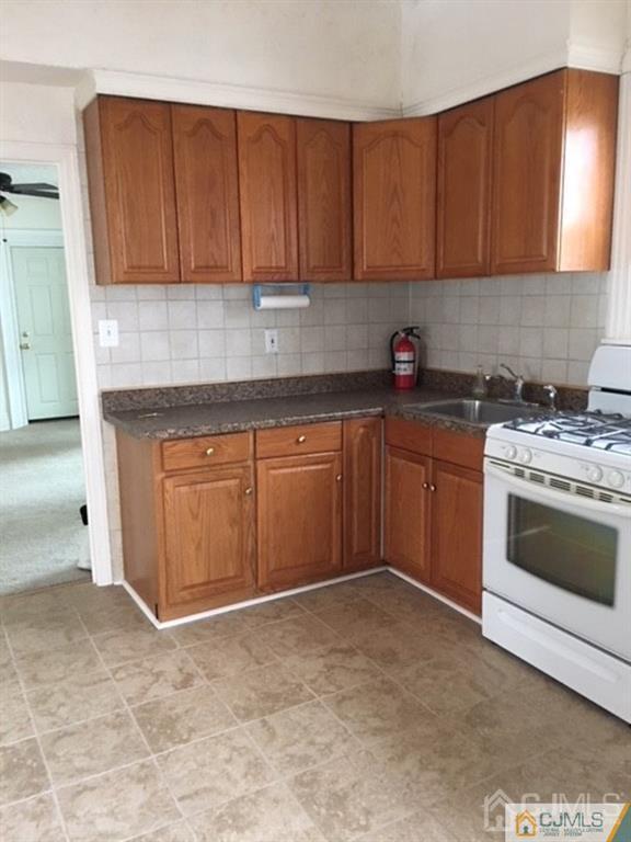 Building Photo - 203 Woodbridge Ave