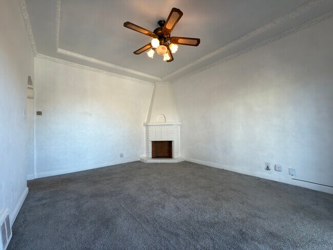 Building Photo - 160 San Benito Rd