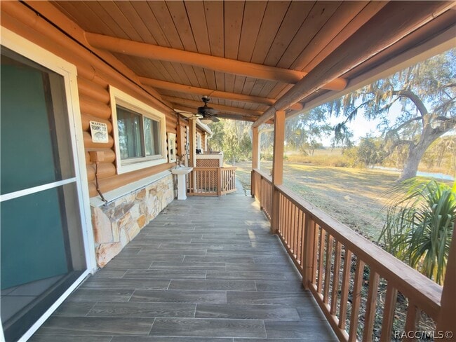 Building Photo - 6128 N Bayfront Dr