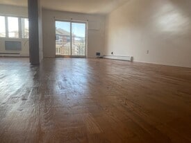 Building Photo - 15533 78th St