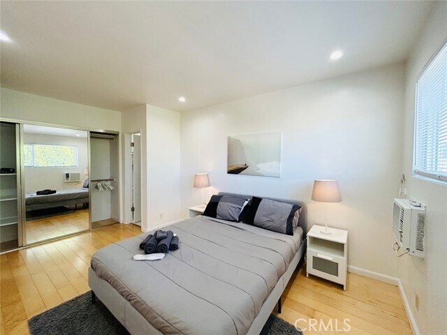 Building Photo - 1114 6th St