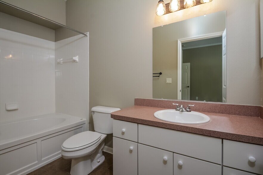 Building Photo - 12718 Bramfield Dr