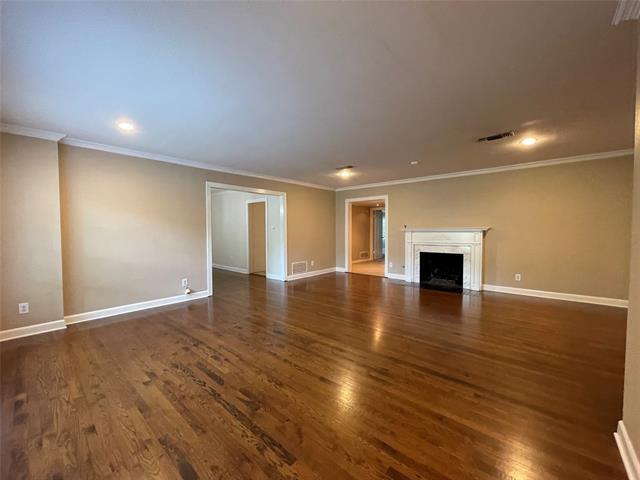 Building Photo - 3538 Westcliff Rd S