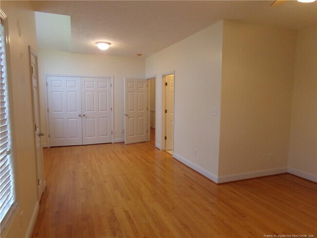 Building Photo - 290 Robeson St