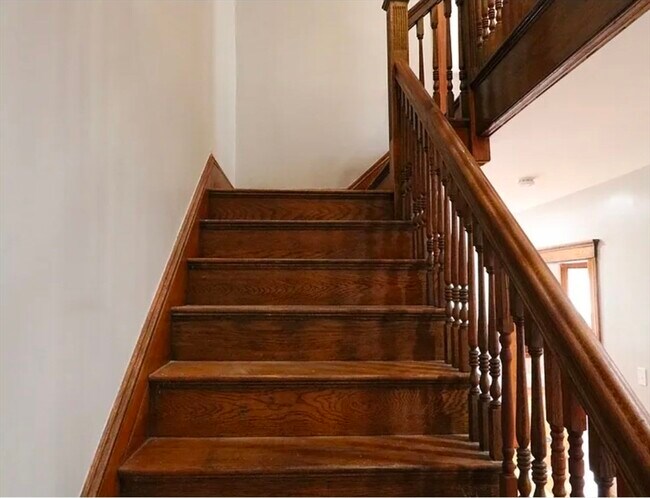 Building Photo - 67 Tonawanda St