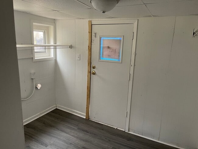 Building Photo - 2257 S 10th St