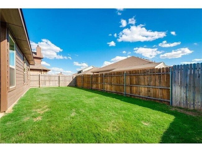 Building Photo - 313 Delgany Trail