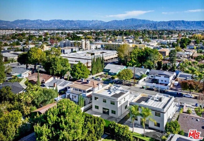 Building Photo - 6723 Sunnyslope Ave