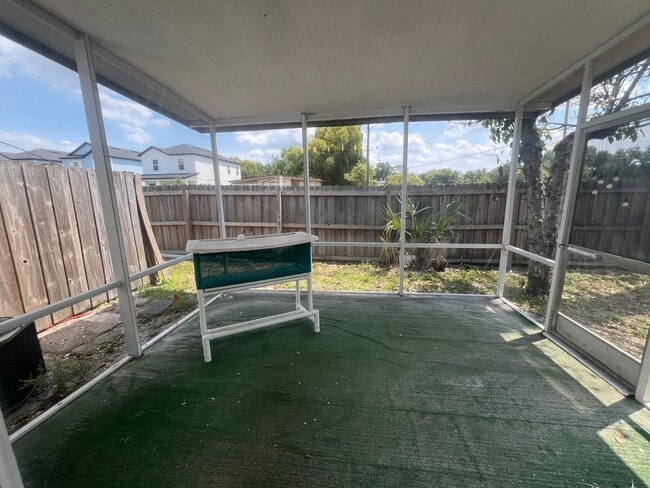 Building Photo - Updated Sanford Condo with Private Patio & Community Pool Near Downtown!