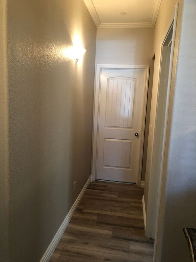 Building Photo - 1492 El Paso Ave