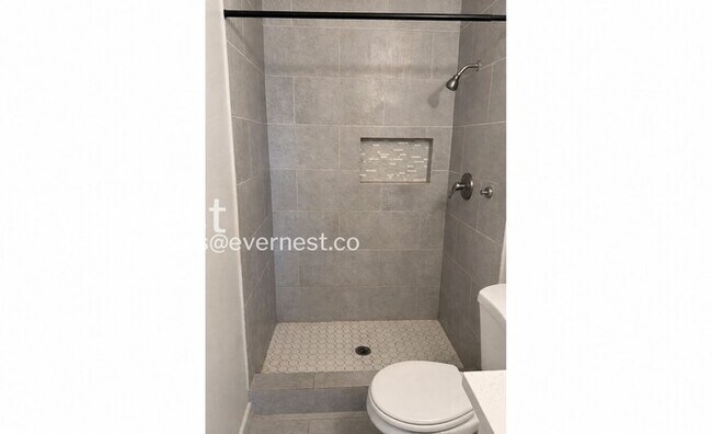 Building Photo - 3-Bed/2-Bath Home/ Pet Friendly/Available Now!