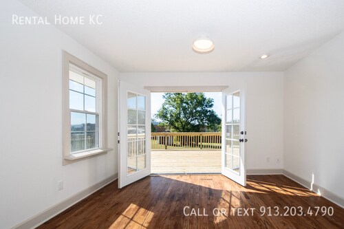 Building Photo - 5620 Rosehill Rd