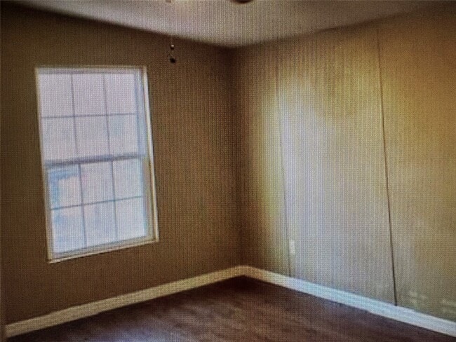 Building Photo - 27418 Lily Ct
