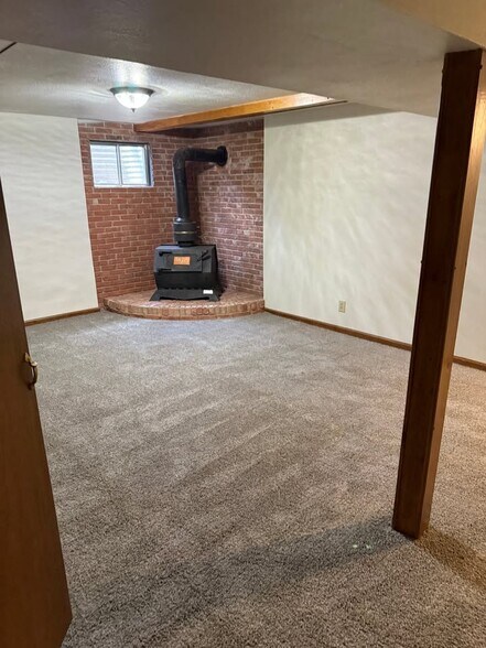 Building Photo - 2527 Courtland Ct