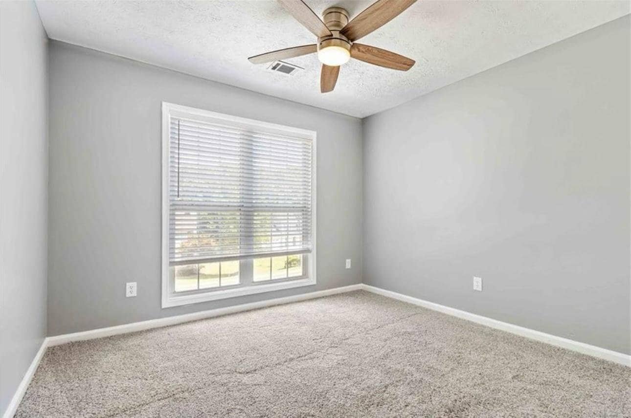 Building Photo - 1055 Leighs Brook Way