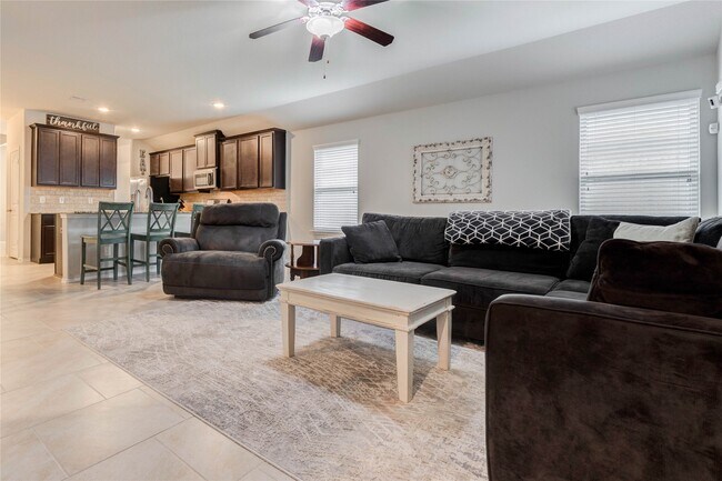 Building Photo - 23810 Rivage Ridge Dr