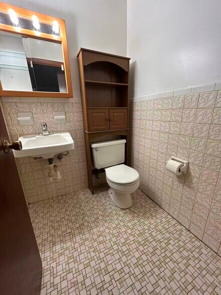 Building Photo - 5 Louisburg Sq