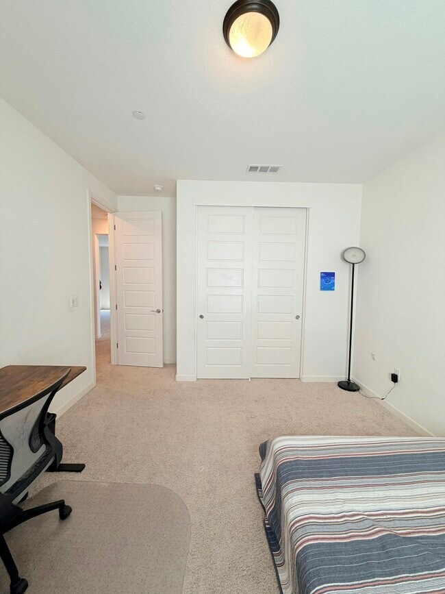 Building Photo - 5460 Spg Mountain Ln