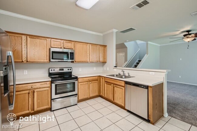 Building Photo - 3 br, 2.5 bath House - 105 Fazio Dr UNIT