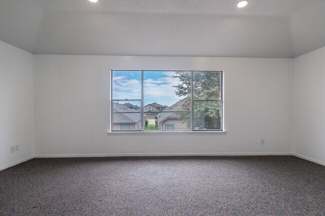 Building Photo - 19102 Lookout Mountain Ln