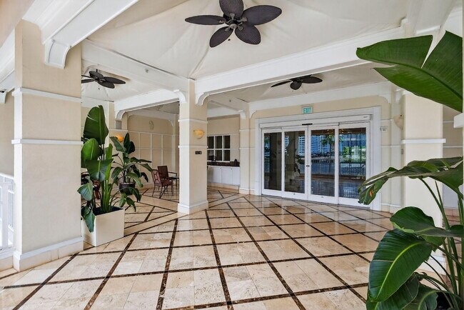 Building Photo - 701 Brickell Key Blvd