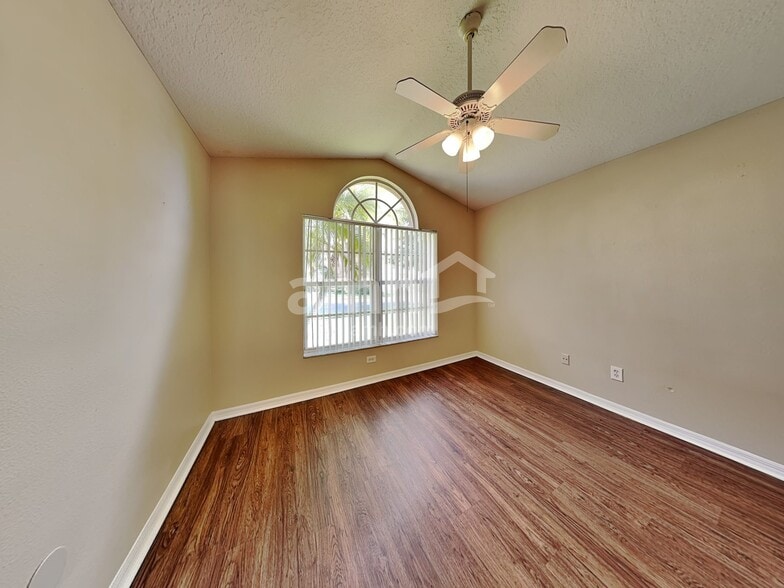 Building Photo - 10942 Brown Trout Cir