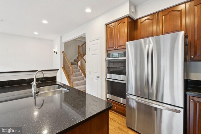 Building Photo - 1788 Paisley Ct