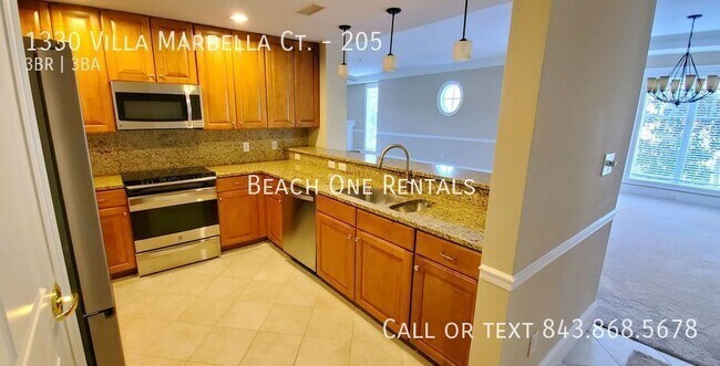 Building Photo - 1330 Villa Marbella Ct
