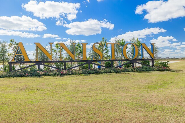 Building Photo - 26718 Willow Ln