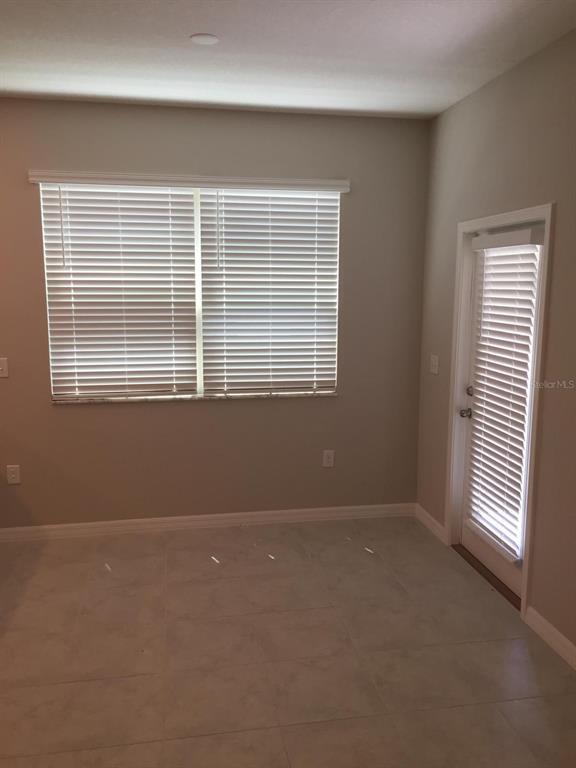 Building Photo - 9618 Pembrooke Pines Dr