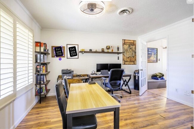 Building Photo - 3518 Fairmont Dr