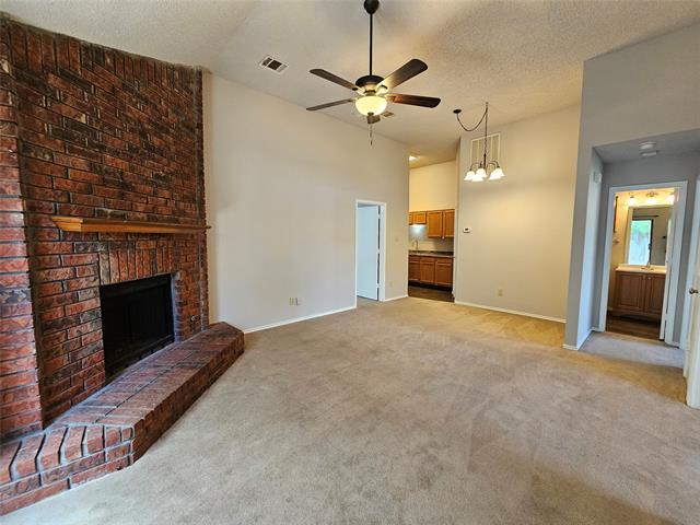 Building Photo - 452 Chestnut Ln