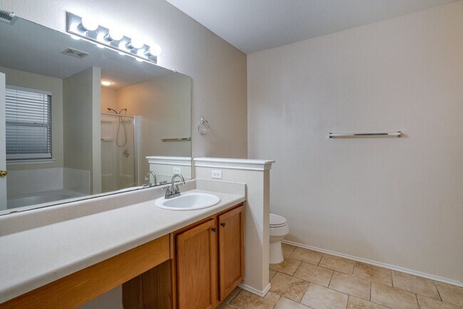 Building Photo - 201 Creek Ledge Dr