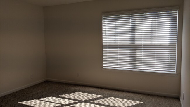 Building Photo - 544 Smoky Crossing Way