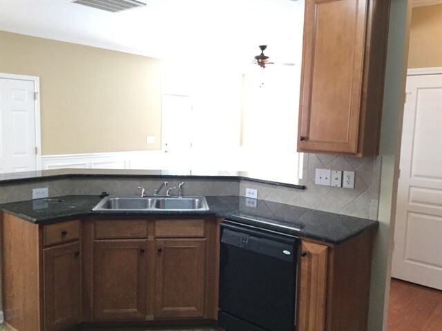 Building Photo - 8927 Cinder Ln