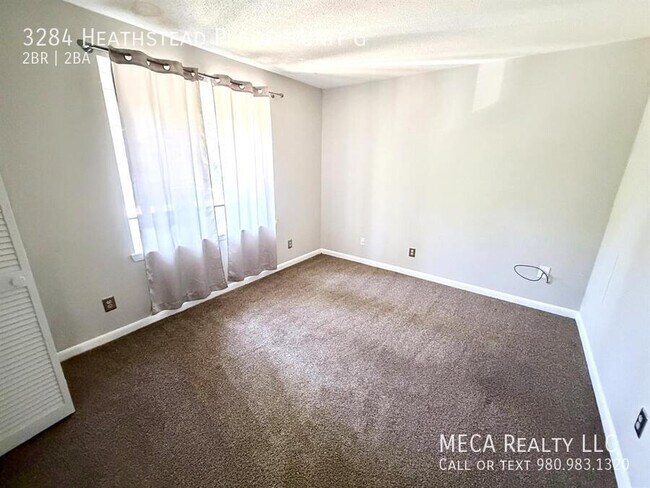 Building Photo - 3284 Heathstead Place