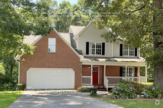 Building Photo - 4150 Hillsborough Dr SW