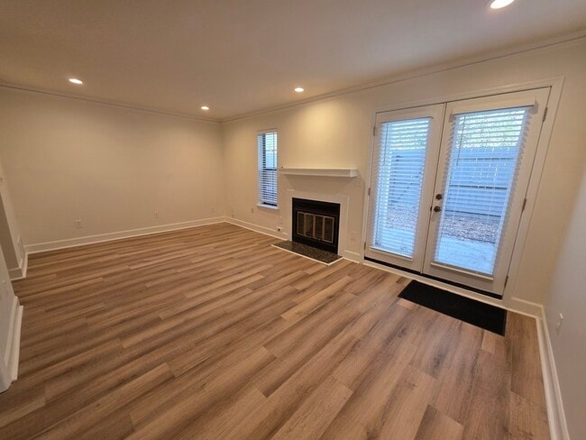 Building Photo - 1771 Defoor Ave NW