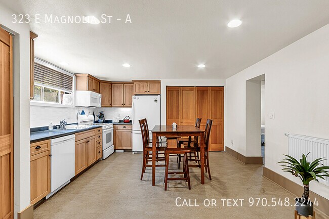 Building Photo - 323 E Magnolia St