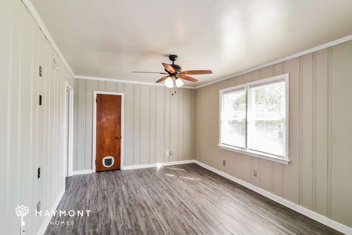 Building Photo - 740 Duval Dr