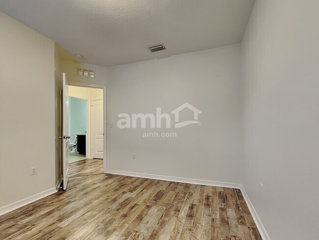 Building Photo - 3825 Crystal Dew St