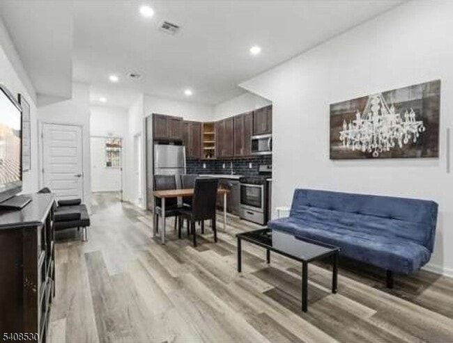 Building Photo - 430 Ocean Ave